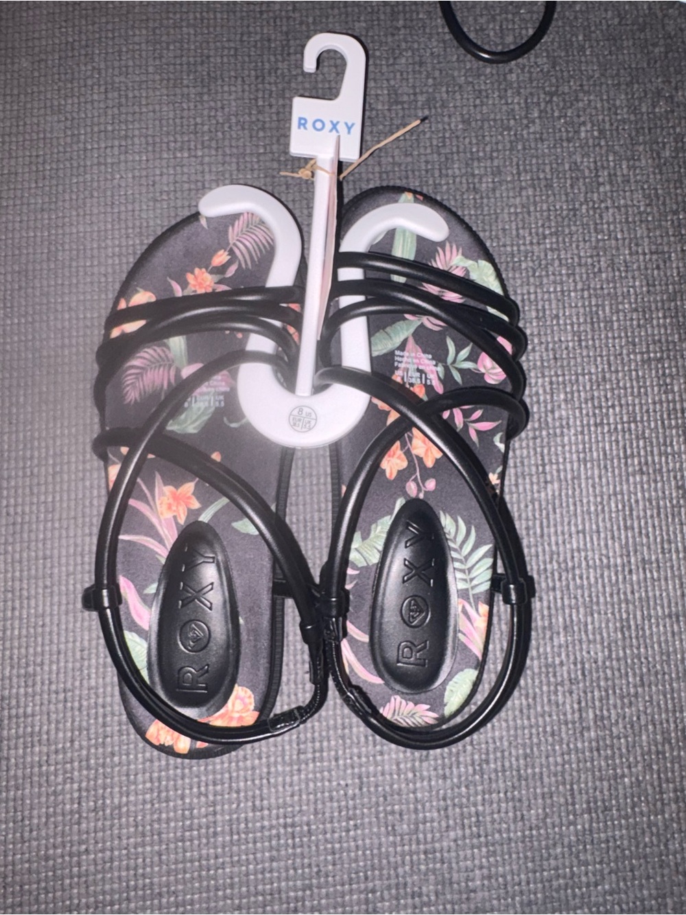 NWT Roxy sandals - Picture 7 of 7